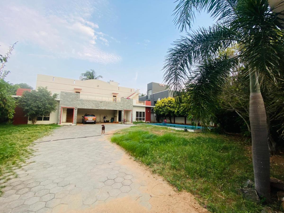 Le Grace Ecr Chennai Bagian luar foto